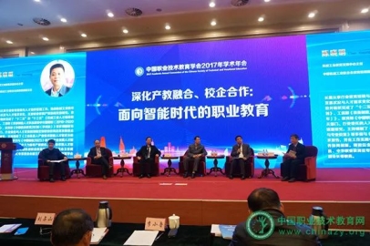 http://mmbiz.qpic.cn/mmbiz_jpg/micxsCYdRywn2uBvLdYY9ibjqZtShURYgWqyQVEHHxosDlIGVuxbYPDNvruJpL77FC5uYObonyBNic1UuHfOuhibNg/640?wx_fmt=jpeg&wxfrom=5&wx_lazy=1